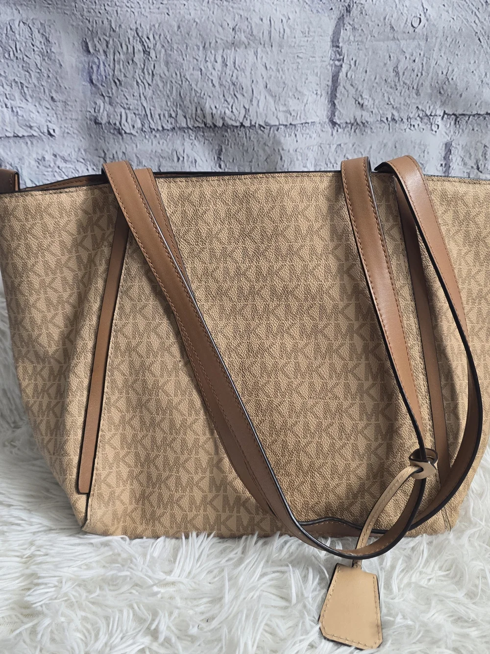 Michael Kors Mobwife Whitney Two-Tone Brown Logo Small Designer Tote Bag